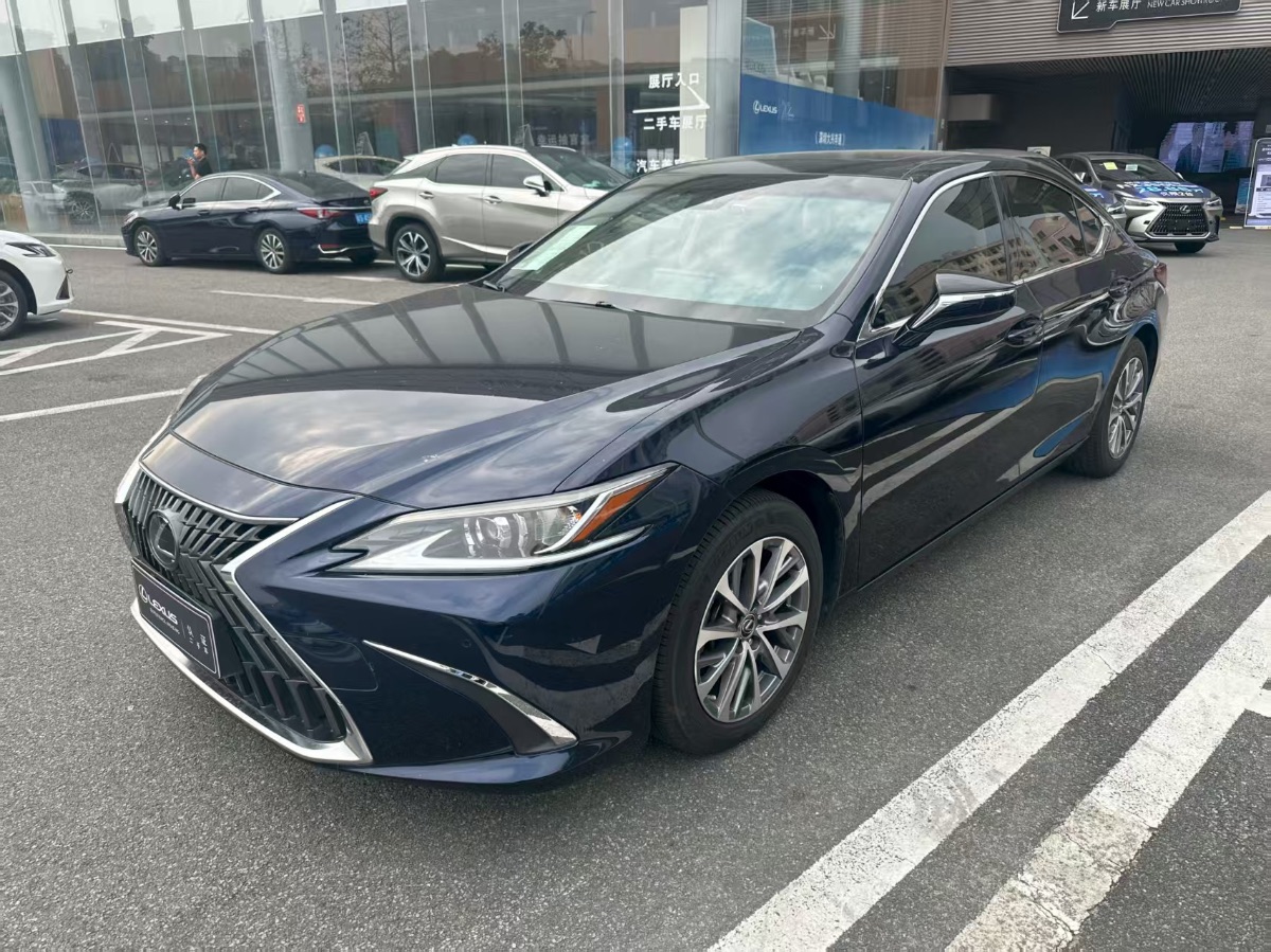 2021 Lexus ES200 2.0L CVT Excellence Edition 2WD Gasoline