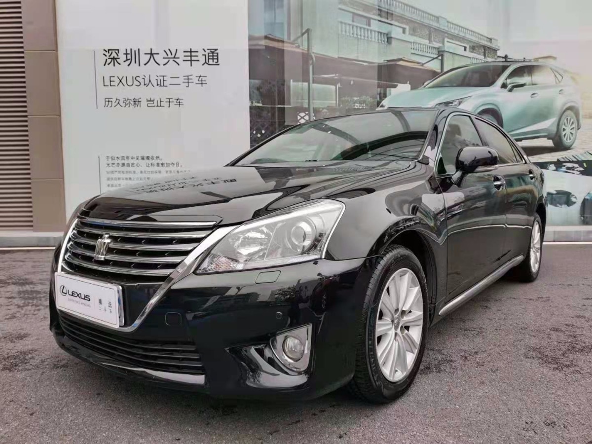 2012 Toyota Crown 2.5 manual and automatic all-in-one Royal 70,000 kilometers