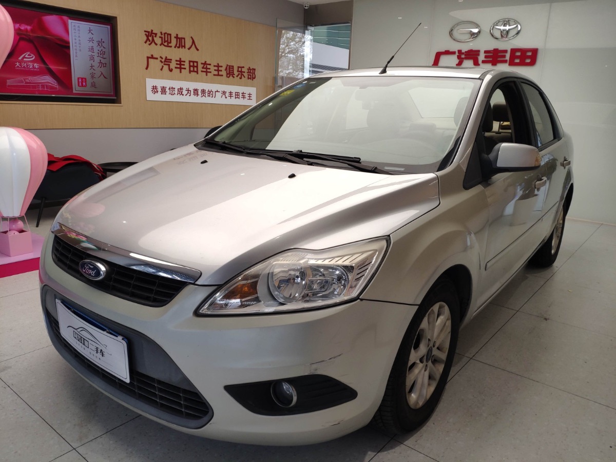 2012 Ford Focus 1.8 manual self-integrated fashion type 99,000 kilometers