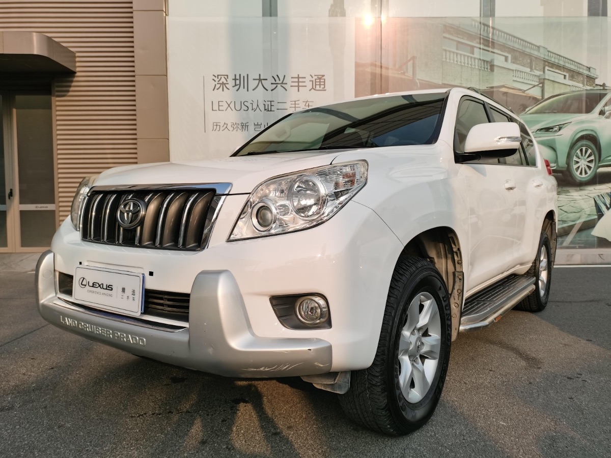 2010 Toyota Prado 4.0 manual self-integrated TX-L 139,000 kilometers