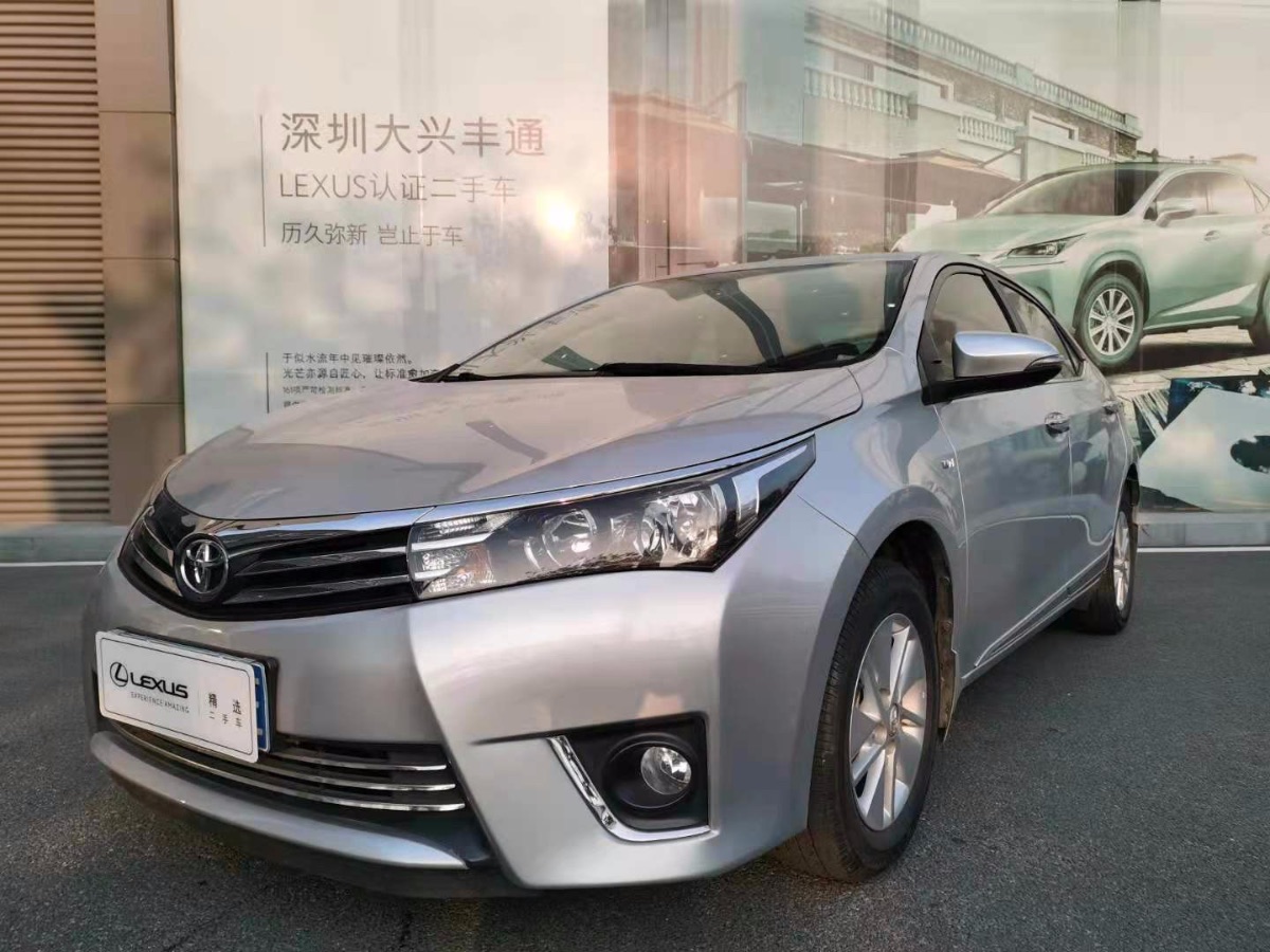 2014 Toyota Corolla 1.6 stepless GL 43,000 kilometers