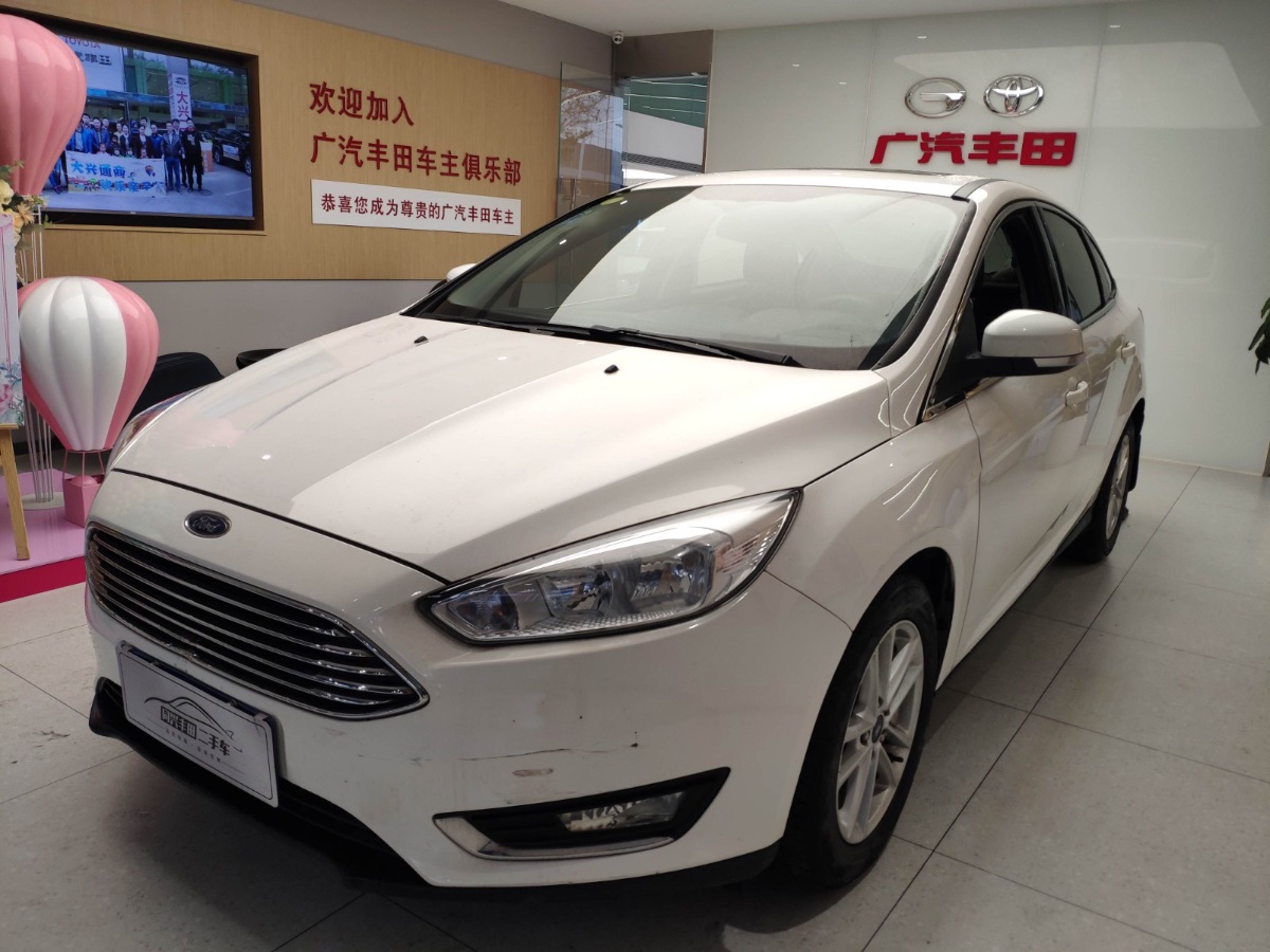 2015 Ford Focus 1.6 double clutch stylish 96,000 kilometers