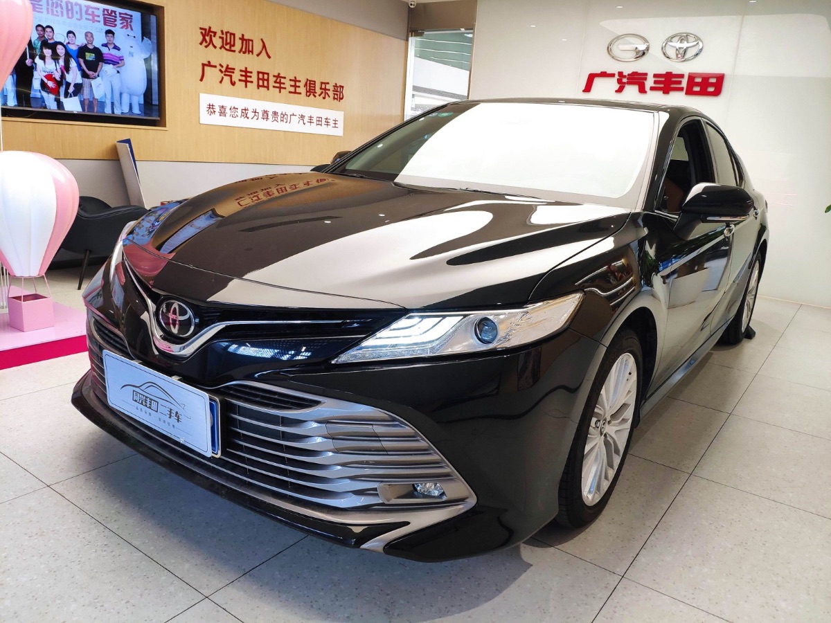 2019款 丰田 凯美瑞 2.5G 豪华版 国VI 0.7万公里
