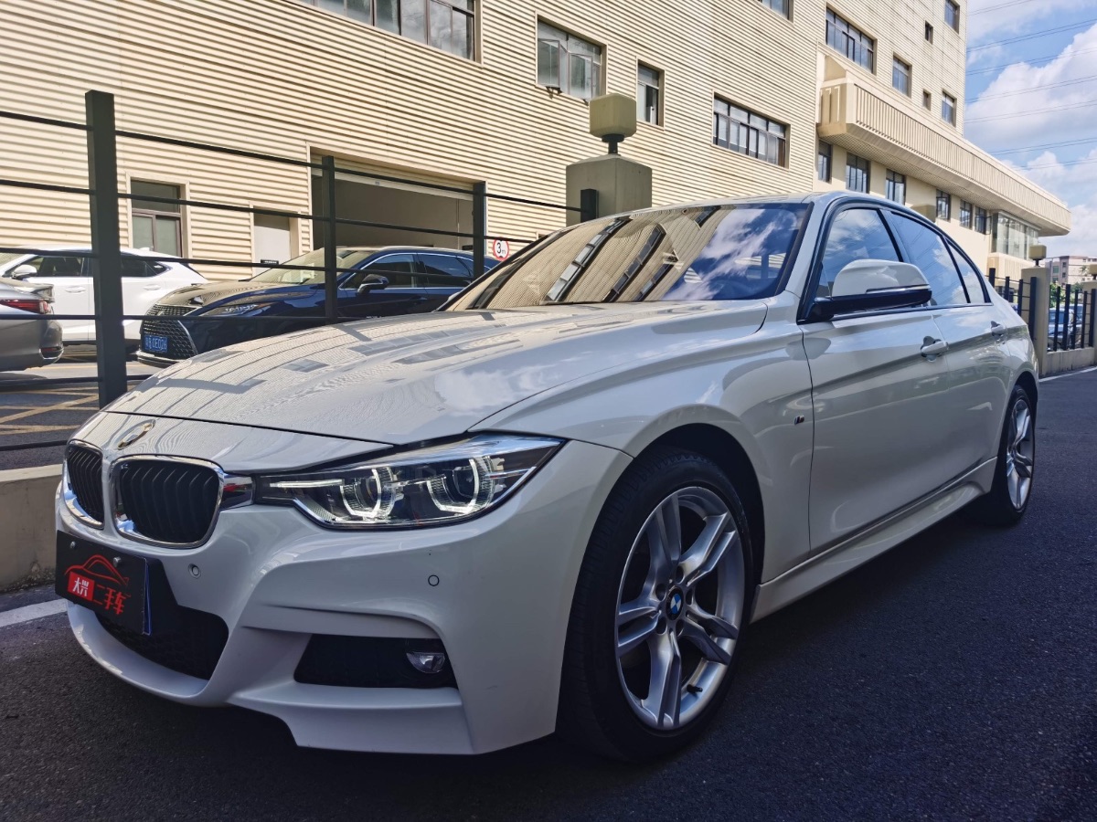 2018 BMW 3 Series 2.0T manual and automatic M sports set 65,000 kilometers
