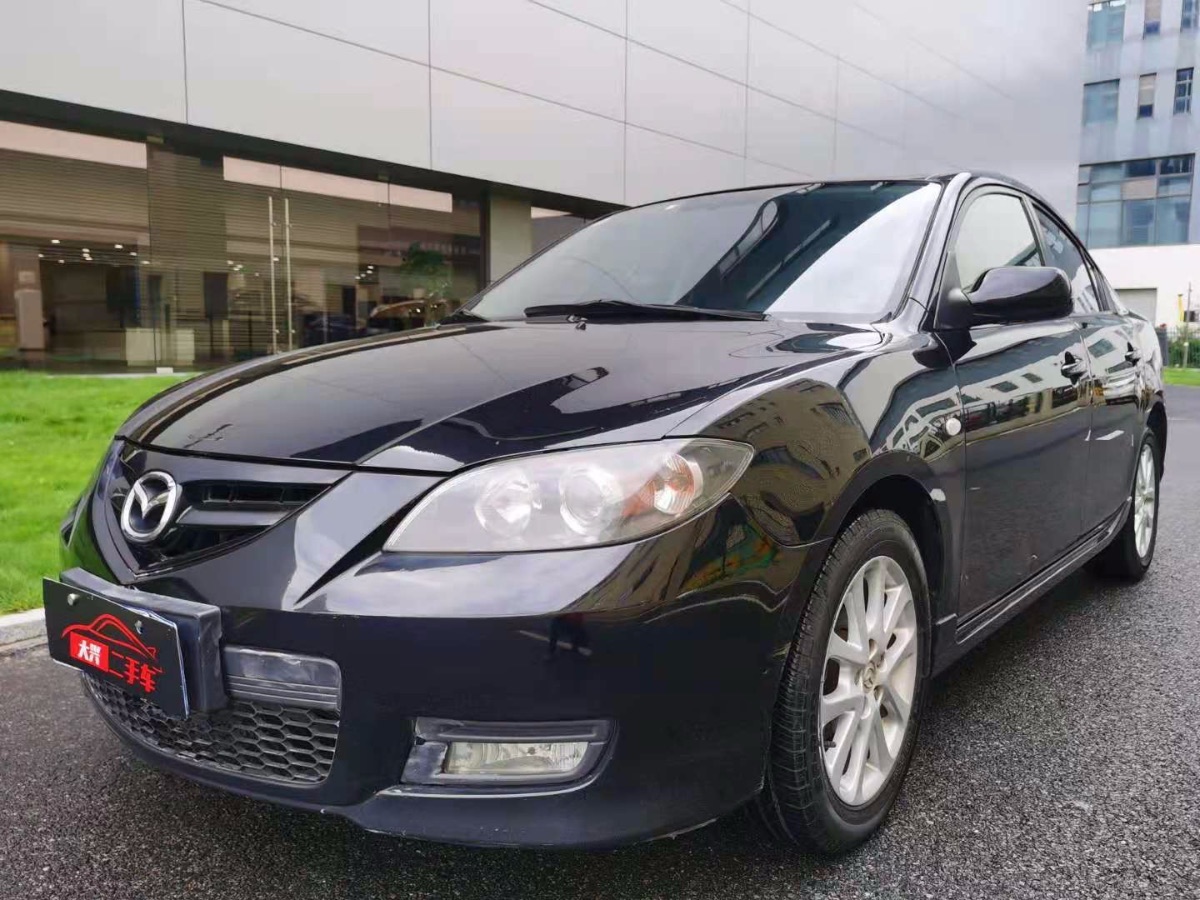 2010 Mazda 3 2.0 manual and automatic integrated classic sports version 244,500 kilometers