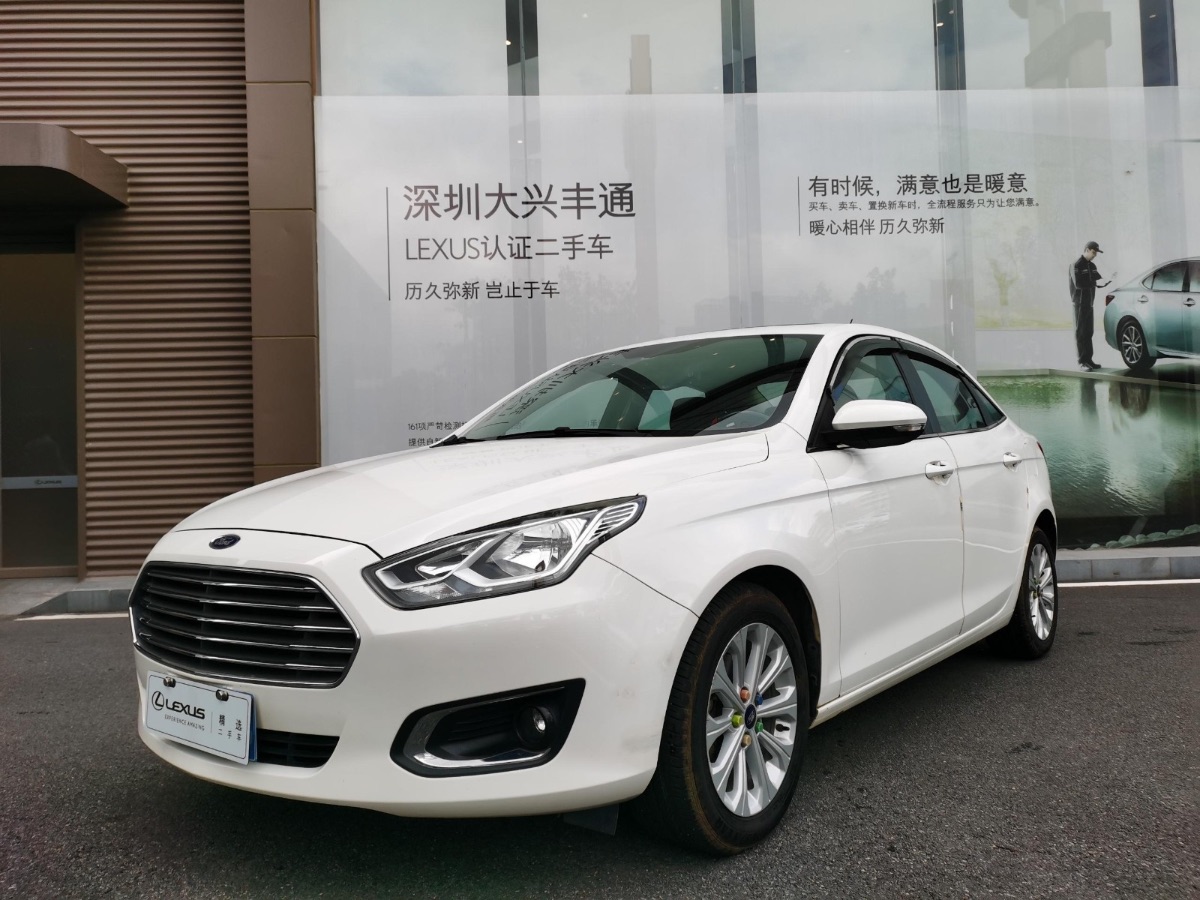 2015 Ford Focus 1.5 Hand-in-one Fashion 63,000 kilometers