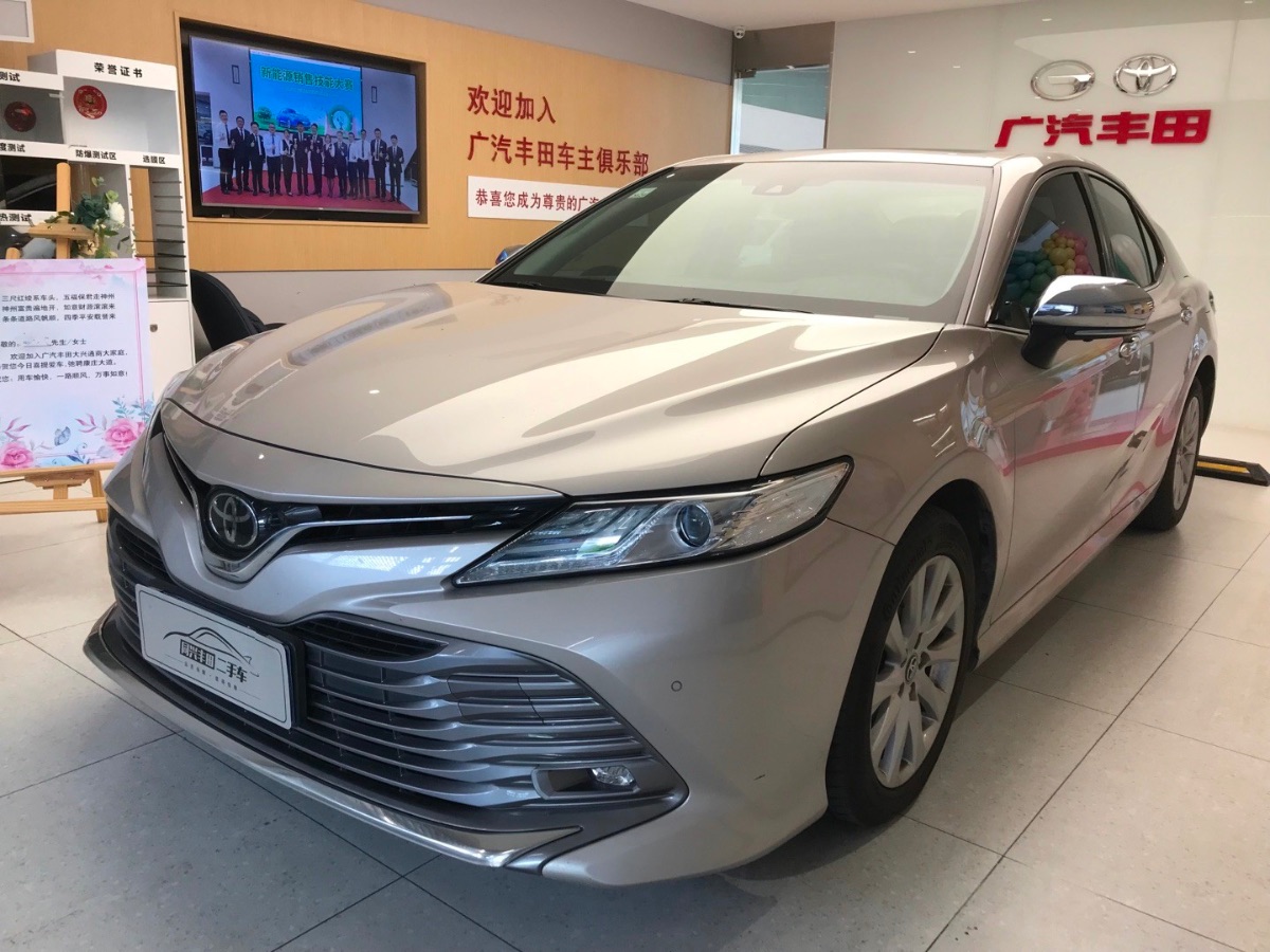 2018 Toyota Camry 2.0G manual self-integrated luxury version 75,000 kilometers