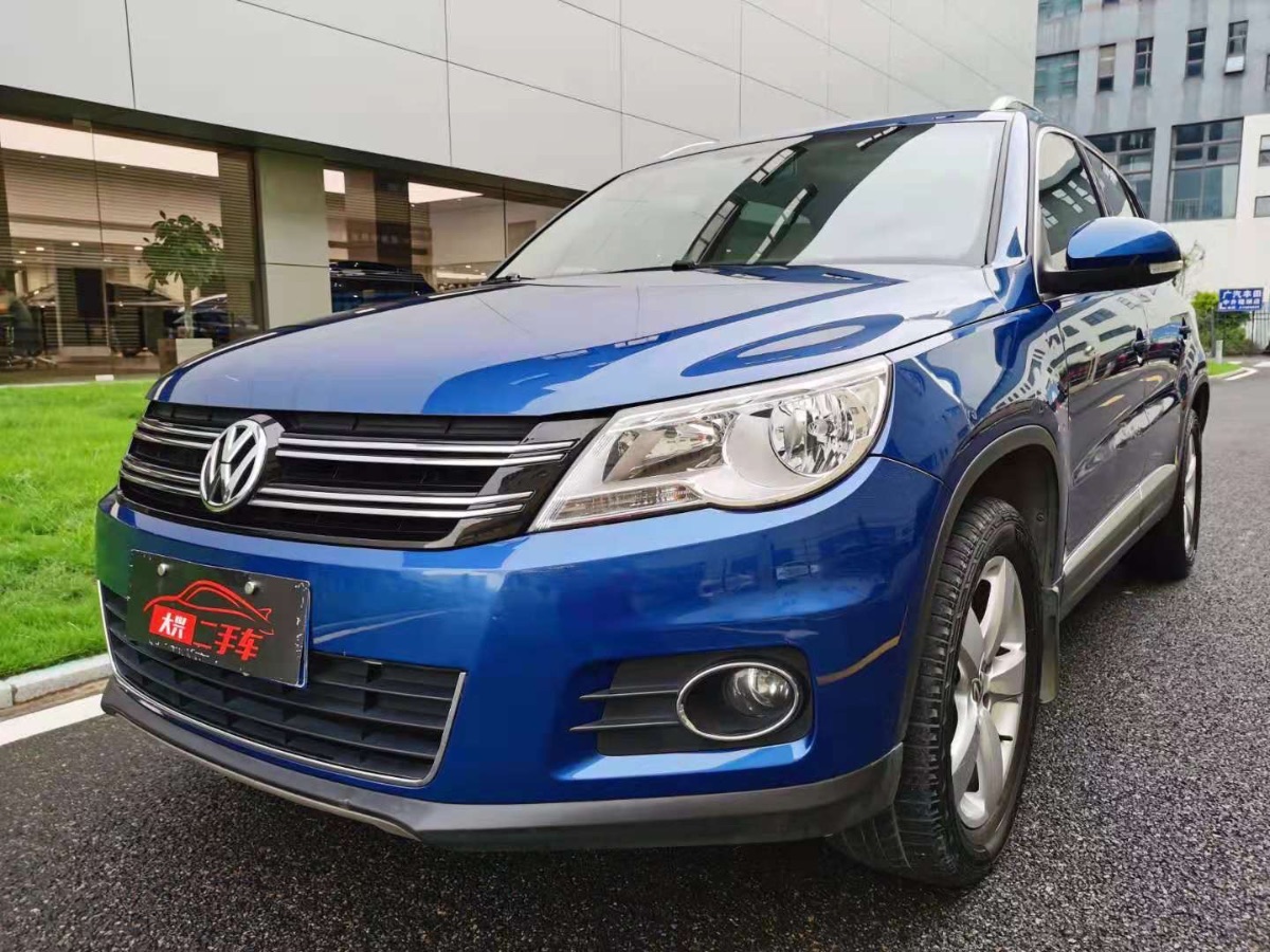 2010 Volkswagen Tiguan 2.0TSI manual and automatic integrated four-wheel drive elite version 101,000 kilometers