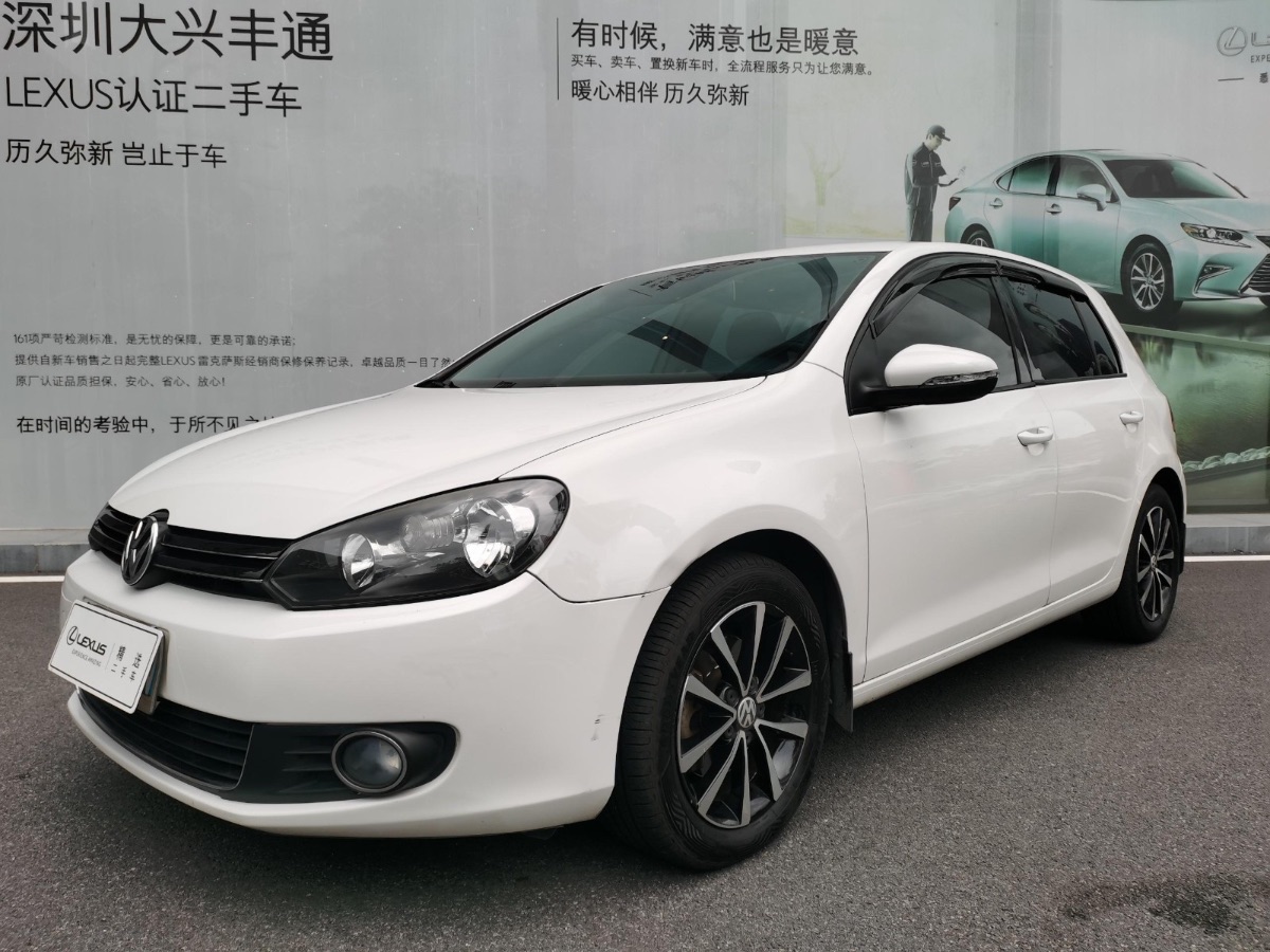 2012 Volkswagen Golf 1.4TSI Dual Lutch Luxury Version 144,000 kilometers